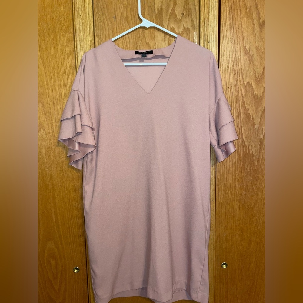 Perfect blush pink wedding guest dress from banana republic size 2